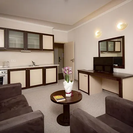 Hotel Rhodopi 4*